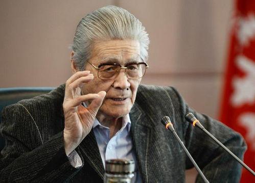 蓝天野个人资料,艺术人生，光影岁月